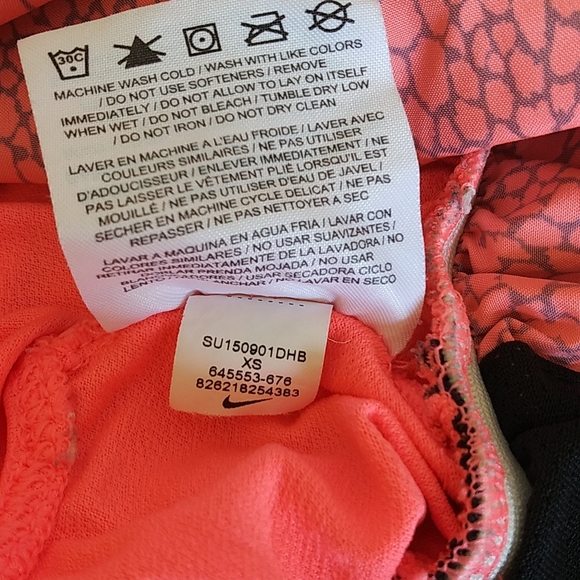 Nike Dri-Fit running shorts with panties - Picture 10 of 10